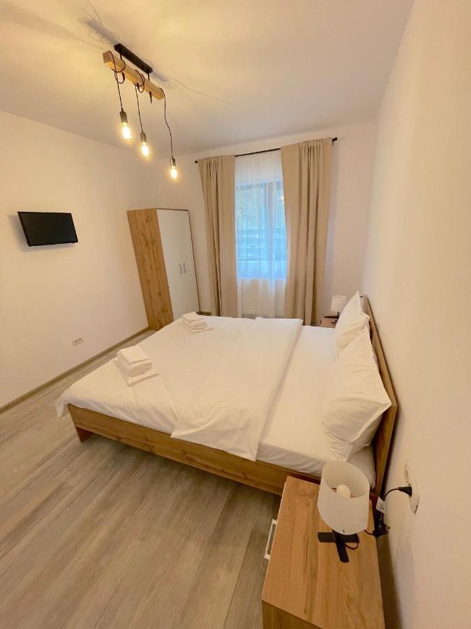 Cosy&Minimalistic Apartments - Haret Building Синая Экстерьер фото